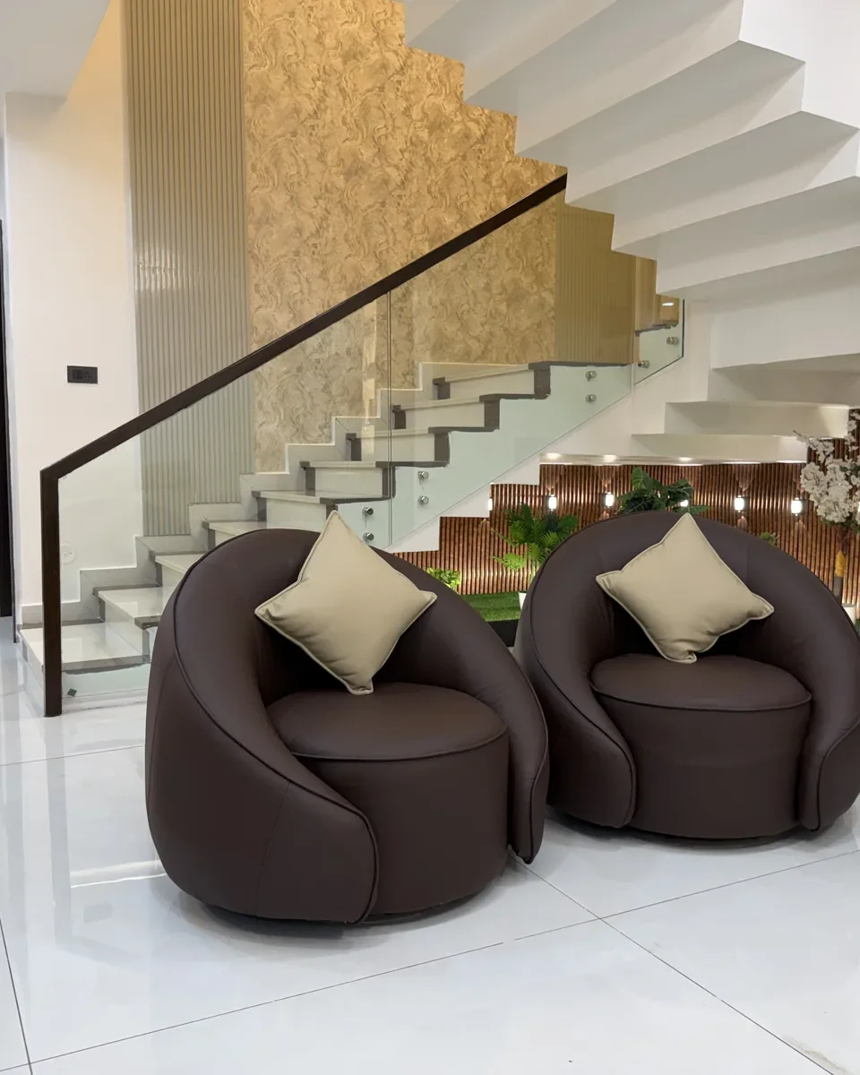 Foyer Lounge with Staircase
